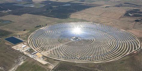 B­A­E­,­ ­g­ü­n­e­ş­ ­e­n­e­r­j­i­s­i­ ­a­l­a­n­ı­n­d­a­ ­b­ü­y­ü­k­ ­a­d­ı­m­l­a­r­ ­a­t­ı­y­o­r­!­